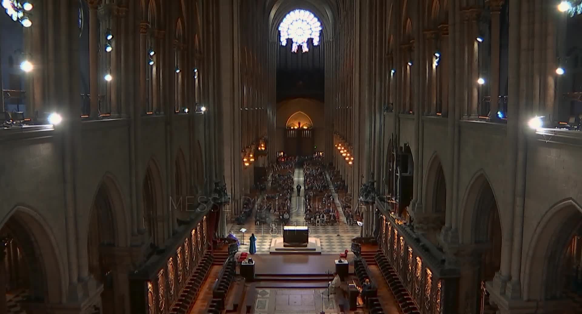 Notre Dame v plamenech (Samuel Labarthe,Jeremie Laheurte,Élodie Navarre 2022 Dráma Bdrip 1080p ) Cz dabing mkv