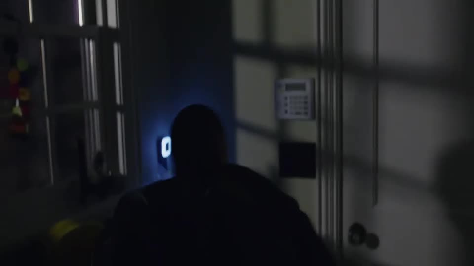 Skryté zlo (David Tennant,Kerry Condon,Robert Sheehan 2018 Krimi Thriller Horor Bdrip 1080p ) Cz dabing mp4