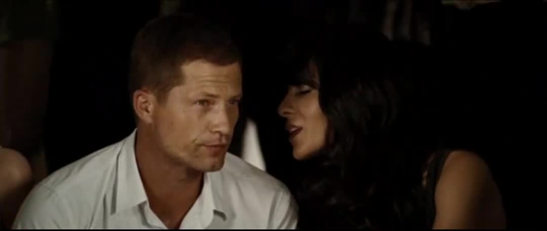 Kuře s ušima (Til Schweiger, Nora Tschirner, Matthias Schweighöfer 2009 Komedie Romantický Bdrip 1080p ) Cz dabing mp4