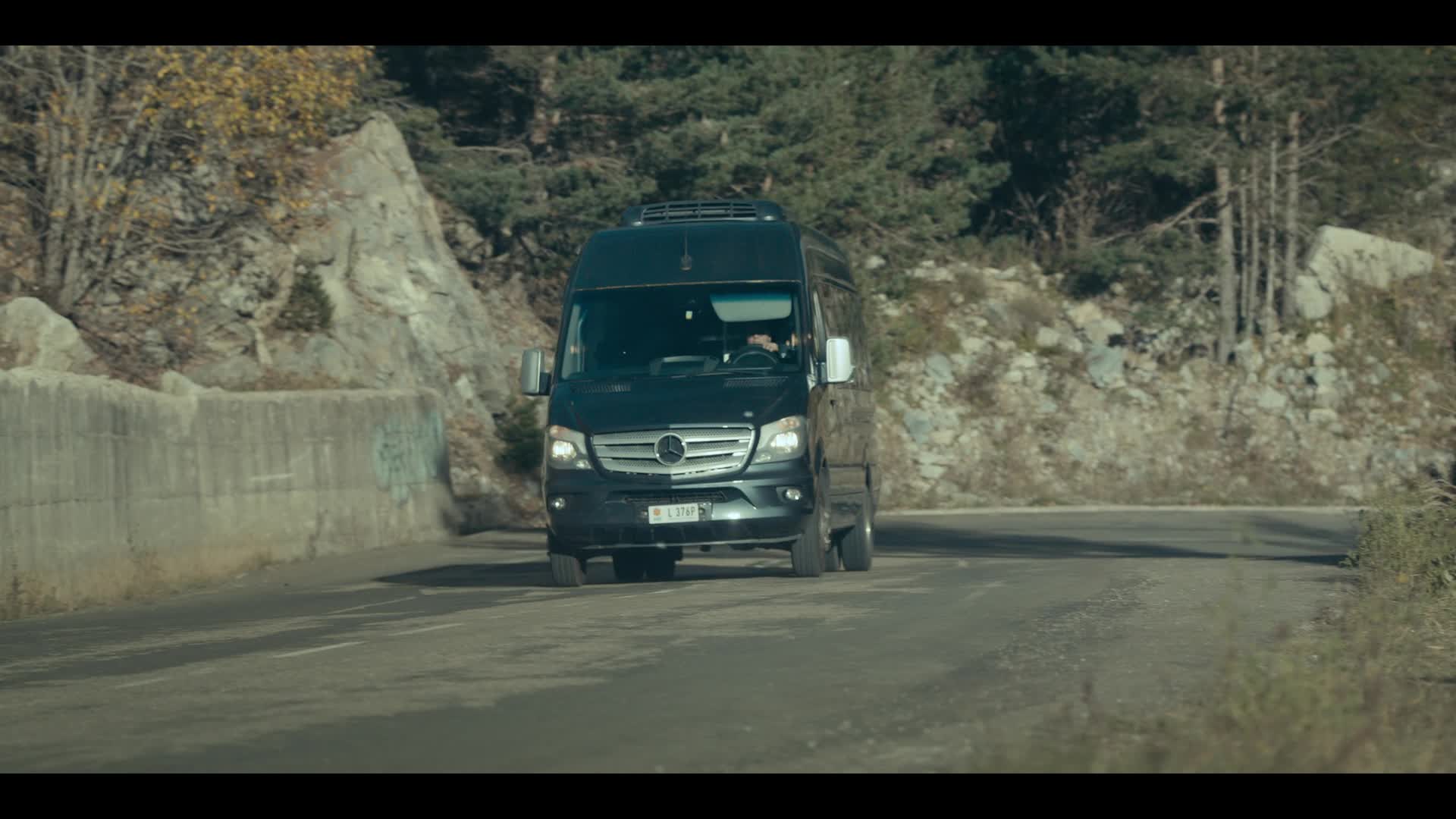 Olympo S01E06 Vzdycky jsi byla moje favoritka 1080p NF WEB DL DD+5 1 Atmos H 264 TreZzoR mkv