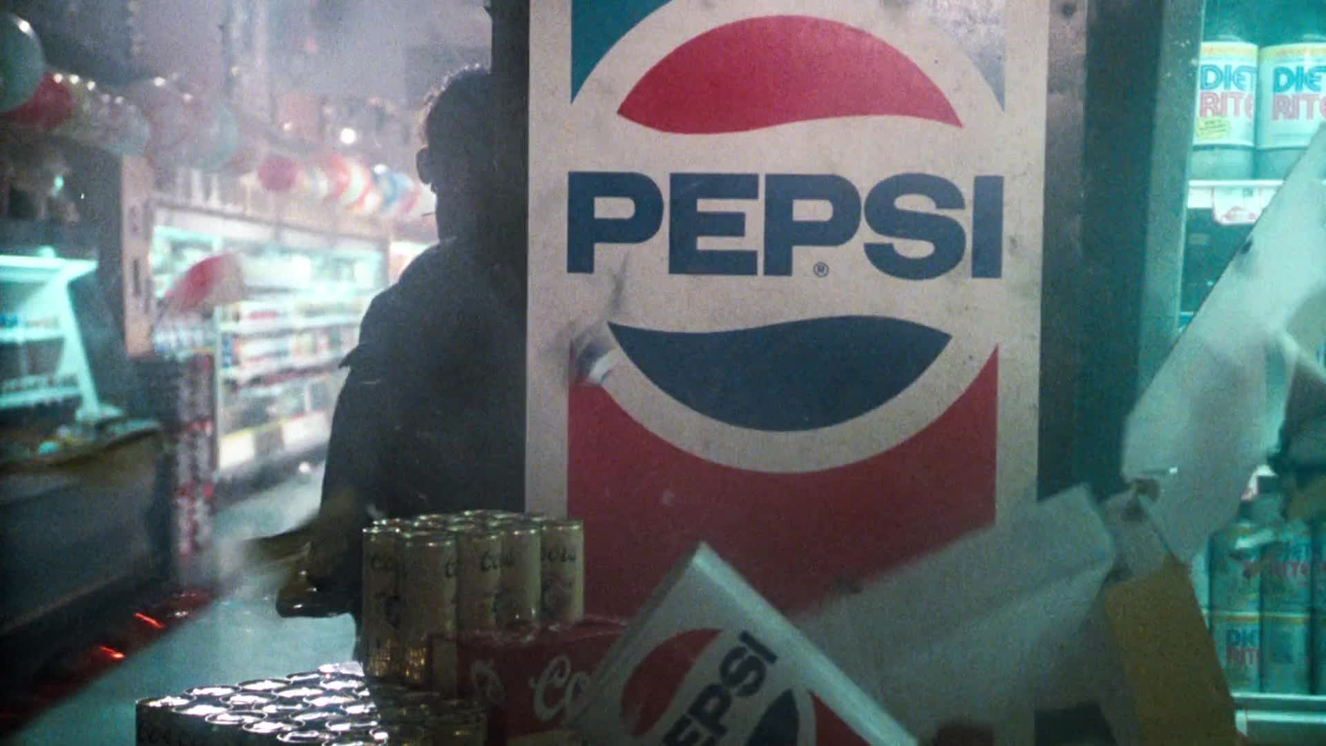 Kobra Cobra (Sylvester Stallone, Brigitte Nielsen, Reni Santoni 1986 Akční Krimi Thriller Bdrip 1080p ) 2xCz dabing+2x cz title mkv