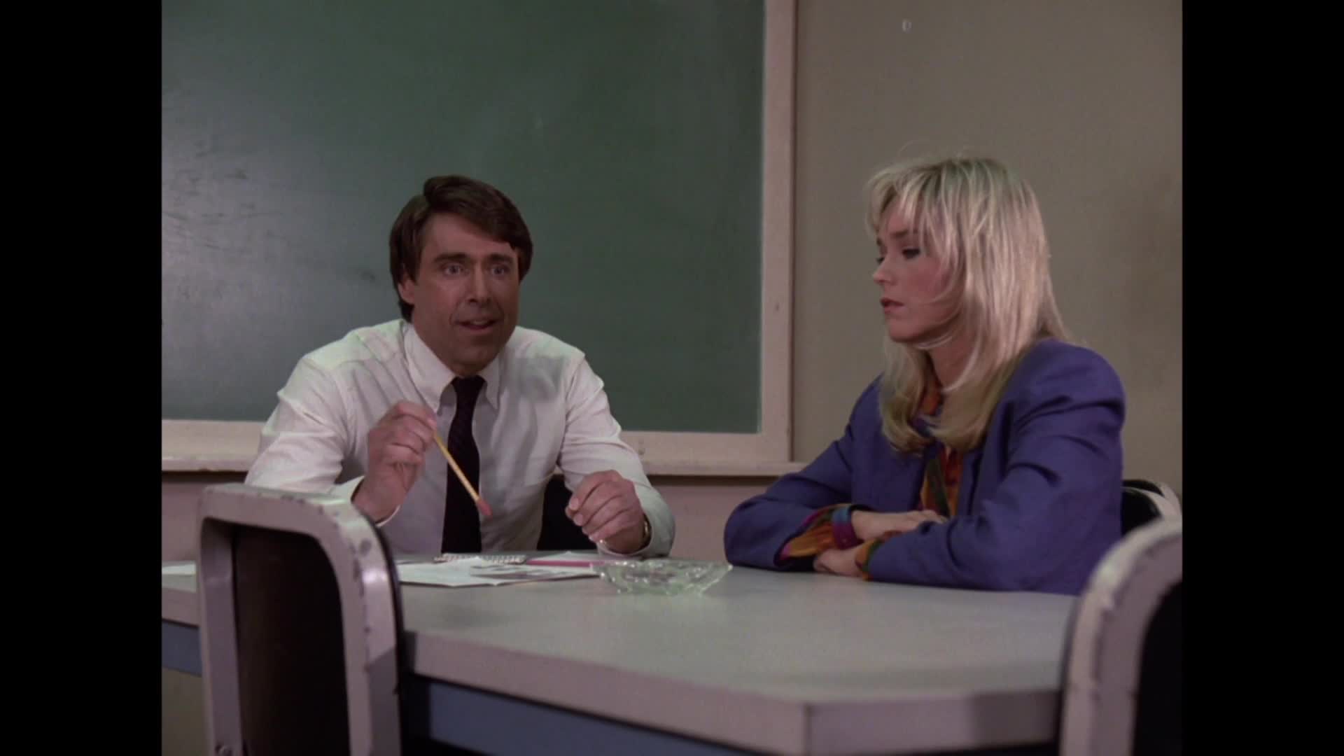 Knight Rider S01E19 22 1982 CZ dab 1080p Bílý ptáček mp4