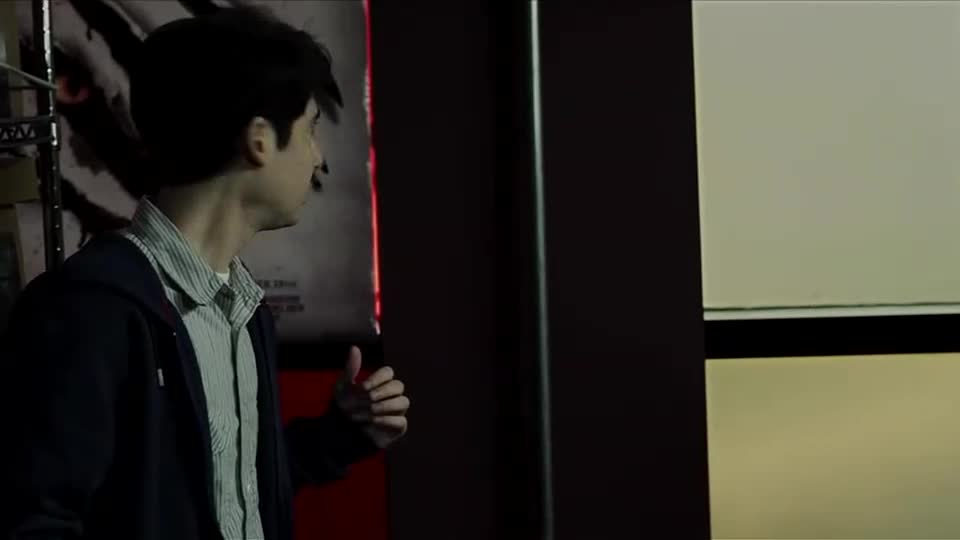 Hrozící konec světa (Caroline Cave, Brad Dourif, Merrilyn Gann 2013 Katastrofický Sci Fi Akční Dobrodružný Bdrip 1080p ) Cz dabing mp4