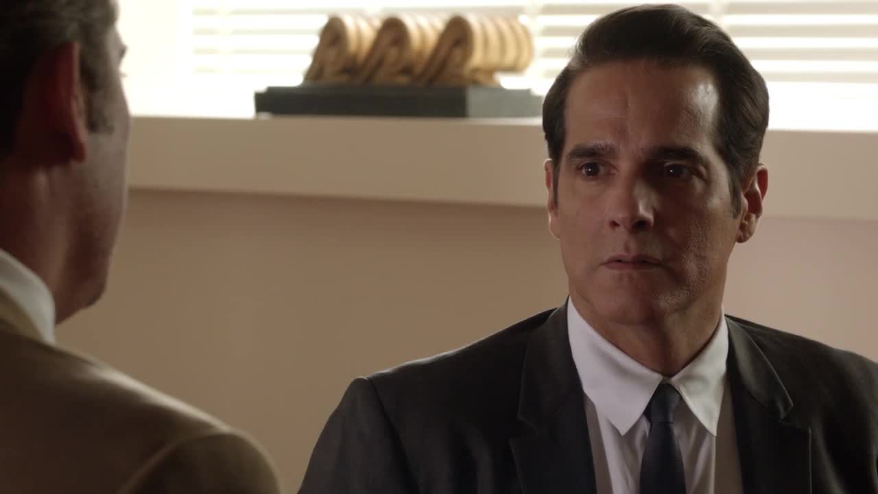 Město divů S02E07 08 2013 CZ dab 720p Nepřátele si drž u těla mp4