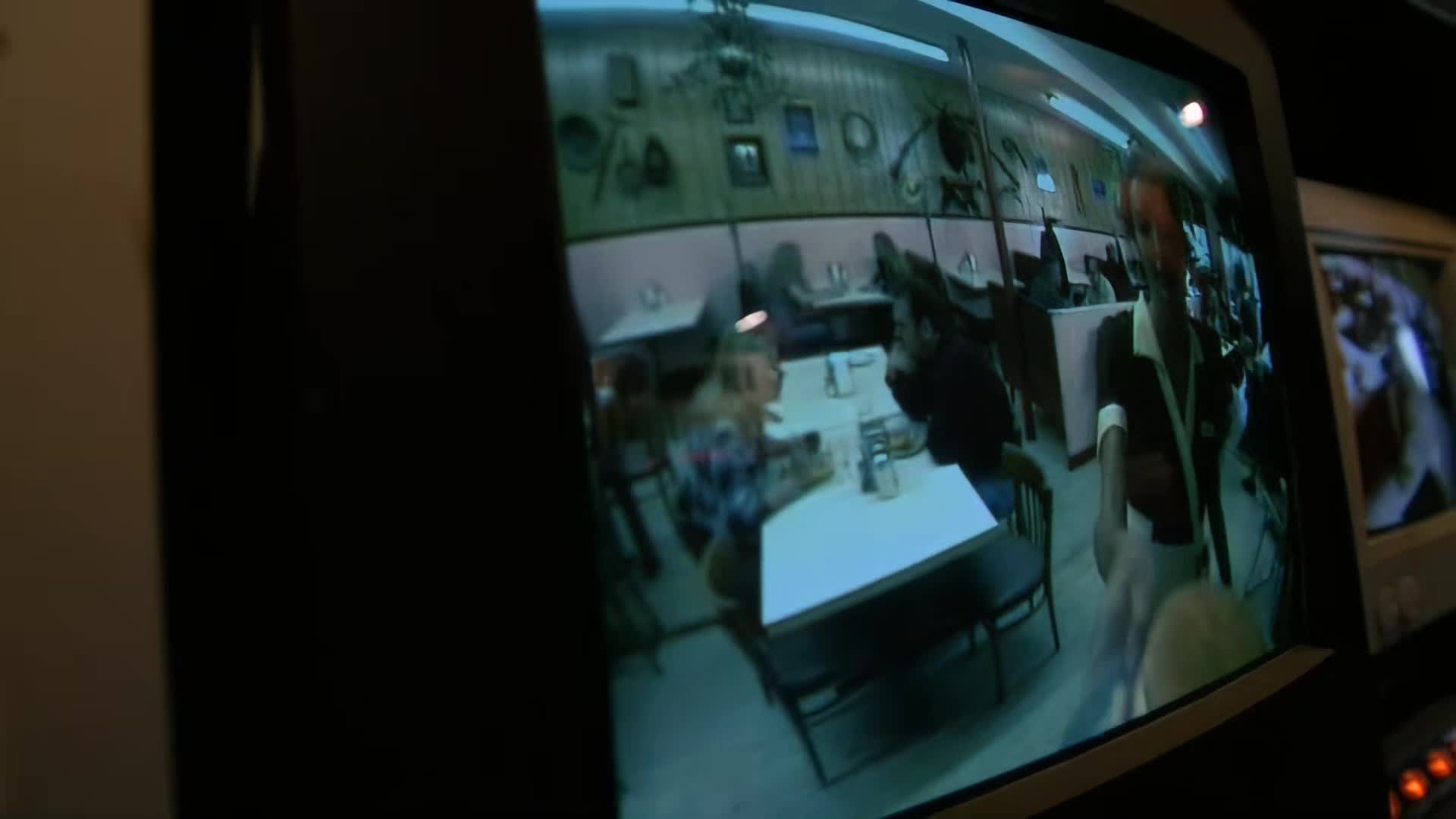 Stargate SG 1 S04E11 Point of No Return mkv