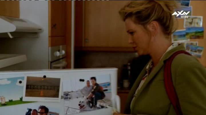 Policajtka Barbie 04x01 Není zrada, která se odpouští avi