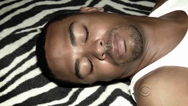 Kriminálka New York S06E05 Šrámy z boje avi