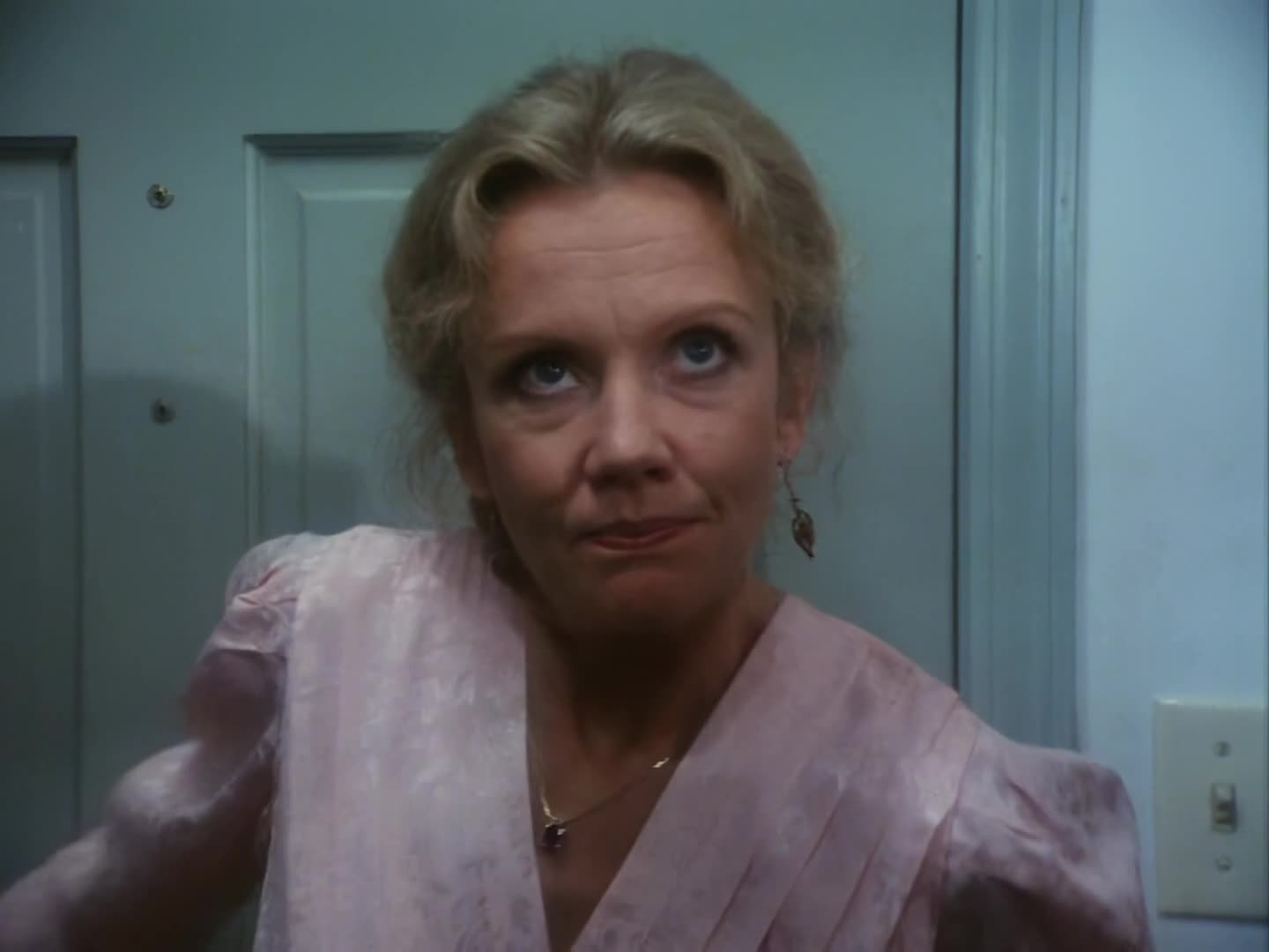 Operação Cupido 2 (1986) Dual Áudio 1080p Upscale.mkv