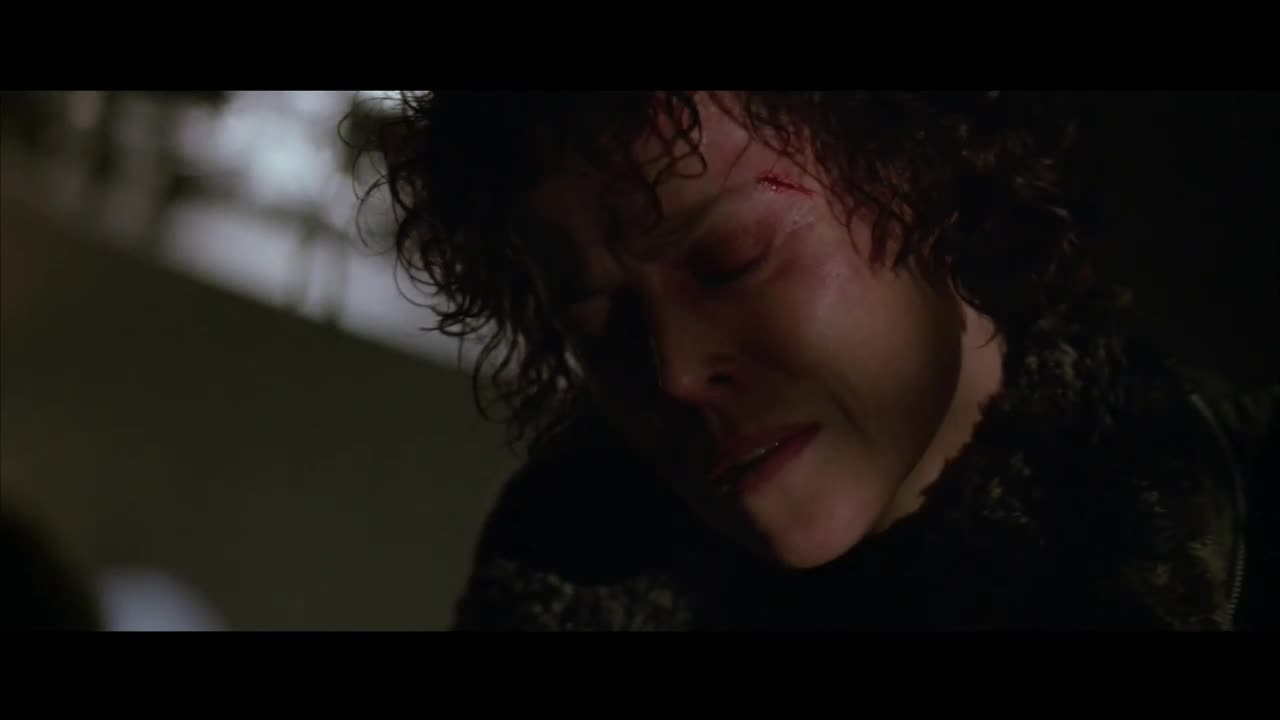 Vetřelec ³ (Sigourney Weaver,Charles S Dutton,Charles Dance 1992 Sci Fi Akční Horor Bdrip 1080p ) Cz dabing avi