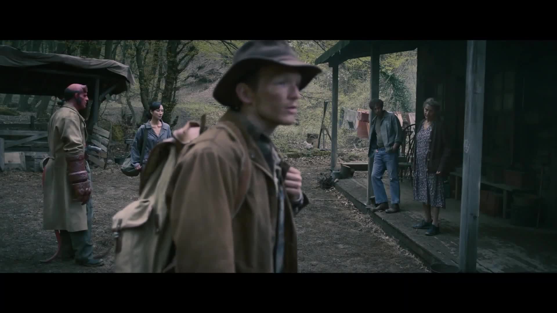 Hellboy Křivák CZ dabing mp4