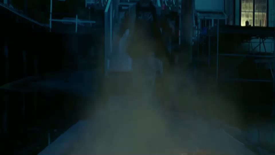 Mlha (Selma Blair,Maggie Grace,Tom Welling 2005 Akční Horor Mysteriózní Thriller Bdrip 1080p ) Cz+Sk dabing avi