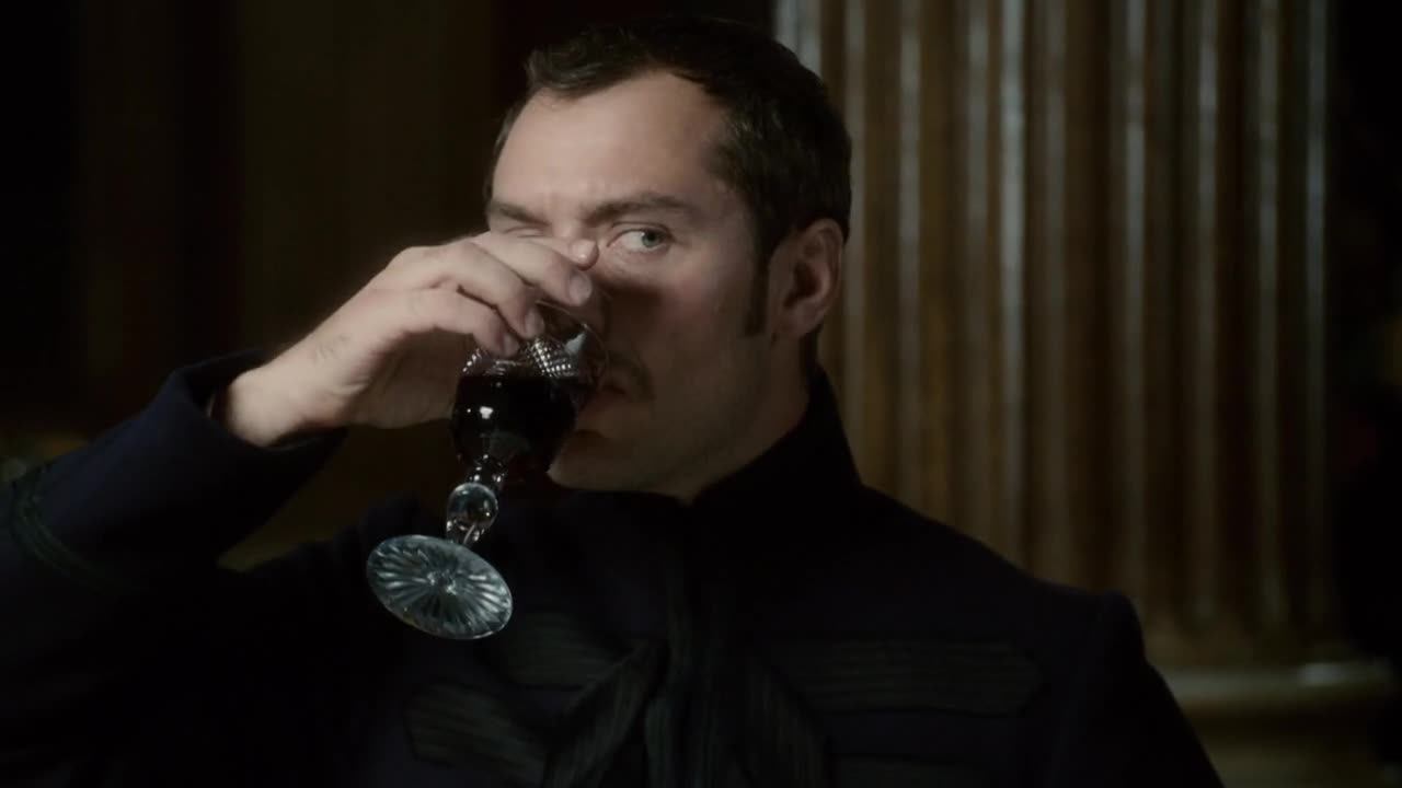 Sherlock Holmes (Robert Downey Jr ,Jude Law,Mark Strong 2009 Akční Dobrodružný Krimi Mysteriózní Thriller Bdrip 1080p ) Cz +Sk dabing mp4
