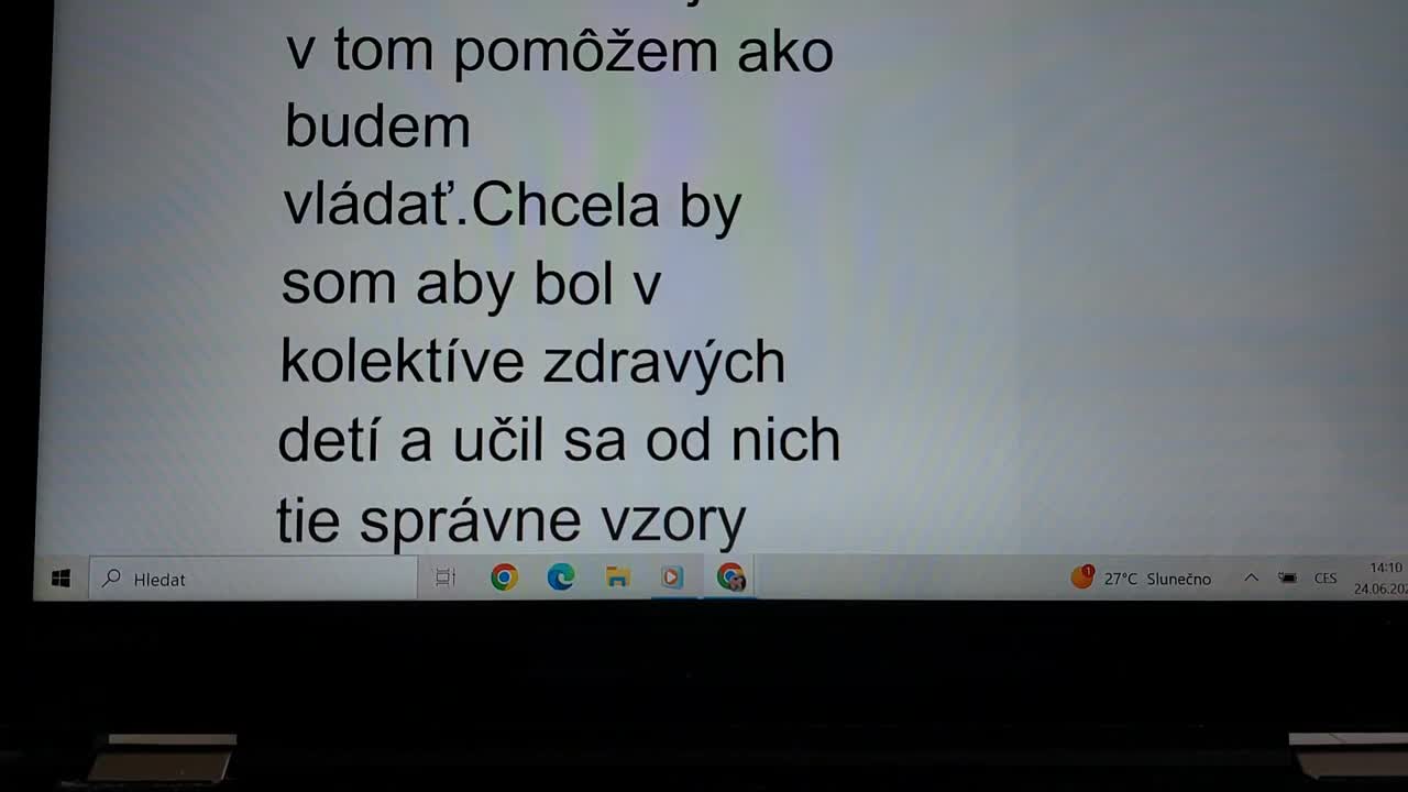 24 6 2025 princezna Marianka Mimapinková mluví s překladačem 3 mp4