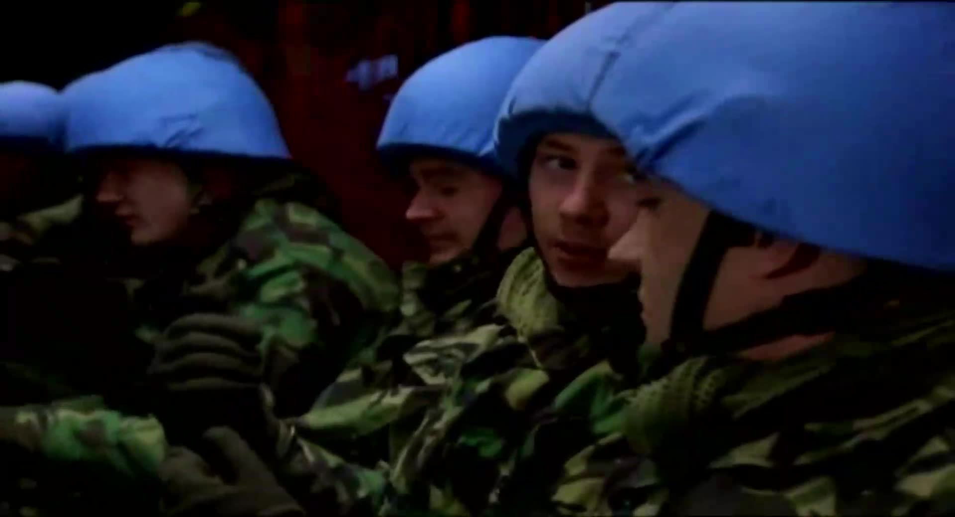 Válečníci (Ioan Gruffudd, Damian Lewis, Matthew Macfadyen 1999 Válečný Drama Dvdrip 1080p ) En dabing+Cz titulky avi
