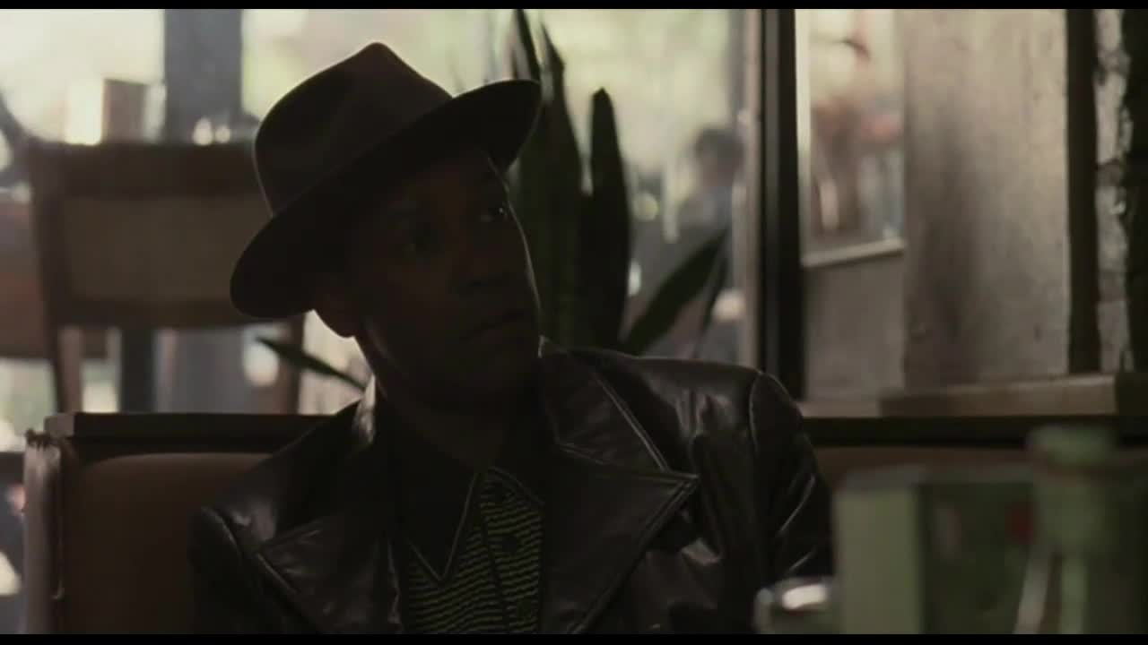 Americký gangster (Denzel Washington,Russell Crowe,Josh Brolin 2007 Drama Krimi Thriller Životopisný Bdrip 1080p ) Sk dabing avi