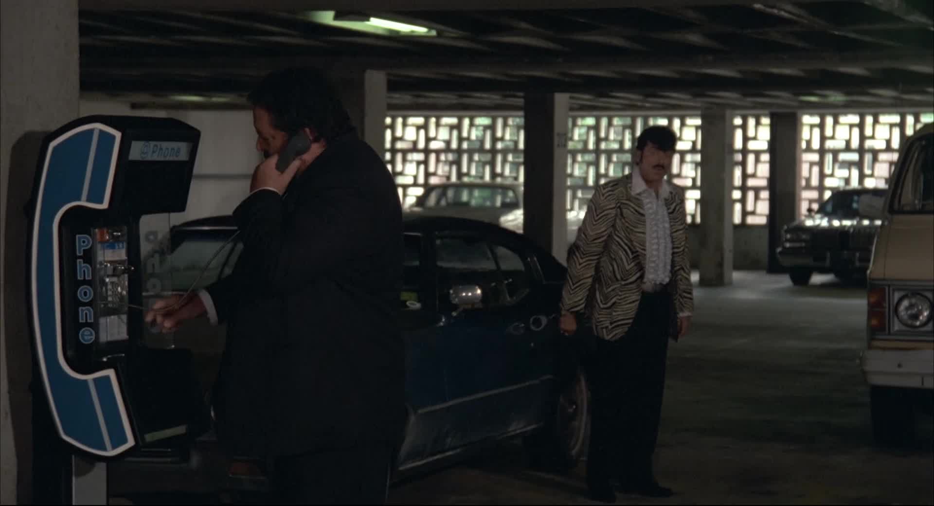 Kočka a pes Thieves and Robbers (1982) CZ dabing HD 1080p mkv