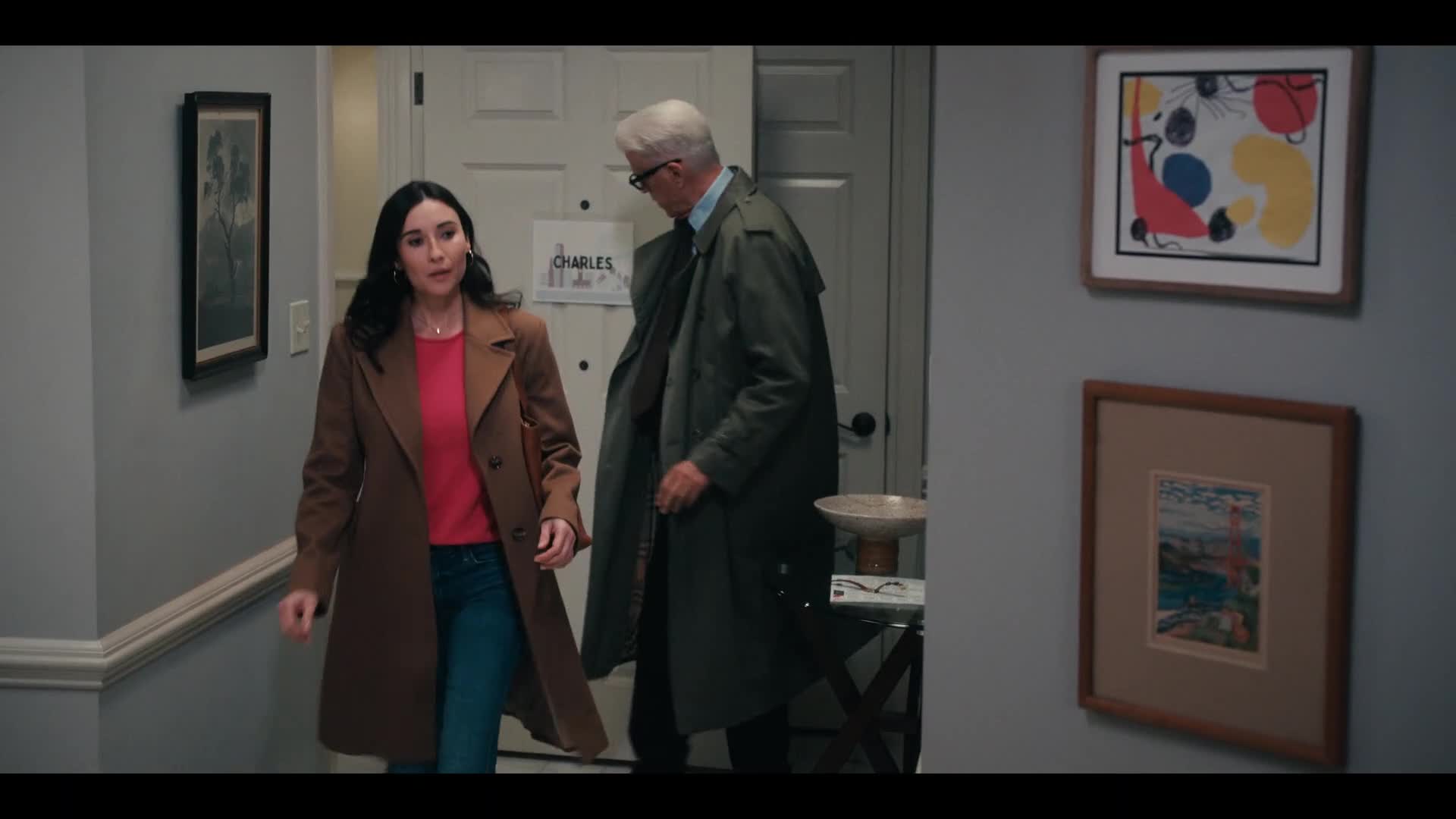 Stařík v utajení A Man on the Inside S01E05 Dárky a jasné nebezpečí (2024) komedie krimi czdab mkv