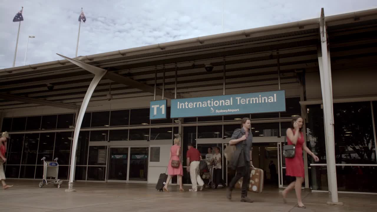 Vánoce u Moodyů S01E03 06 2012 CZ dab 720p Desetinožci mp4