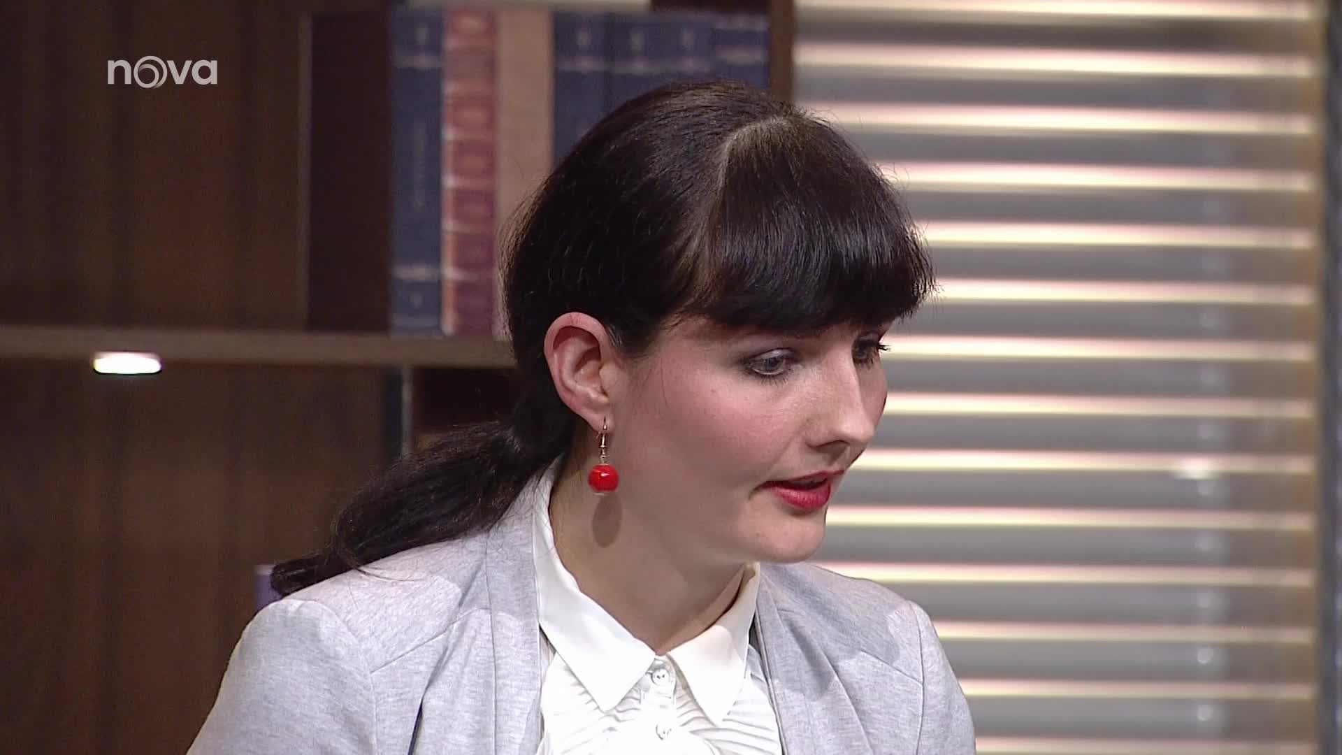 Soudy Kláry Slámové S01E38 63 2017 CZ dab 1080p Ptáček ve zlaté kleci mp4