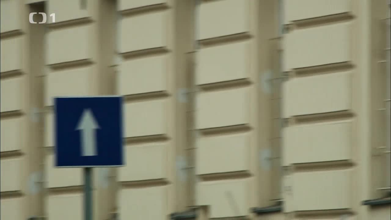 Případy 1 oddělení 01x01 Rozčtvrcená 720p WEBrip CZ mkv