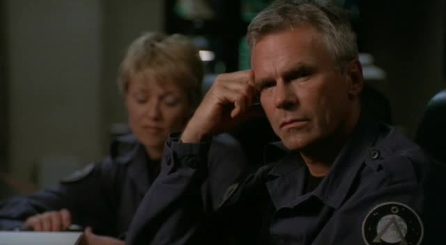 Stargate SG1 5x20 Strazce avi