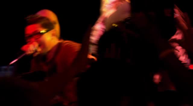 Knight Rider Legenda se vrací S01 E16 Zahada baru (Knight and the City)(2008)(TVRip)(CZ dab ) avi