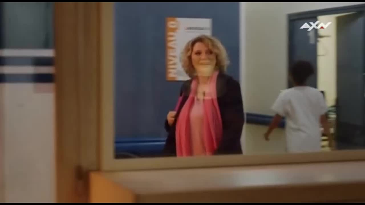 Policajtka Barbie S10E05 Pro lásku se nezabíjí CZ mp4