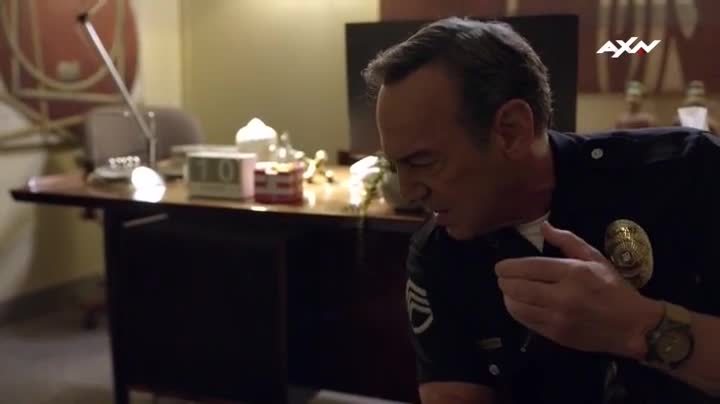 S W A T S01E18 Hlídka avi