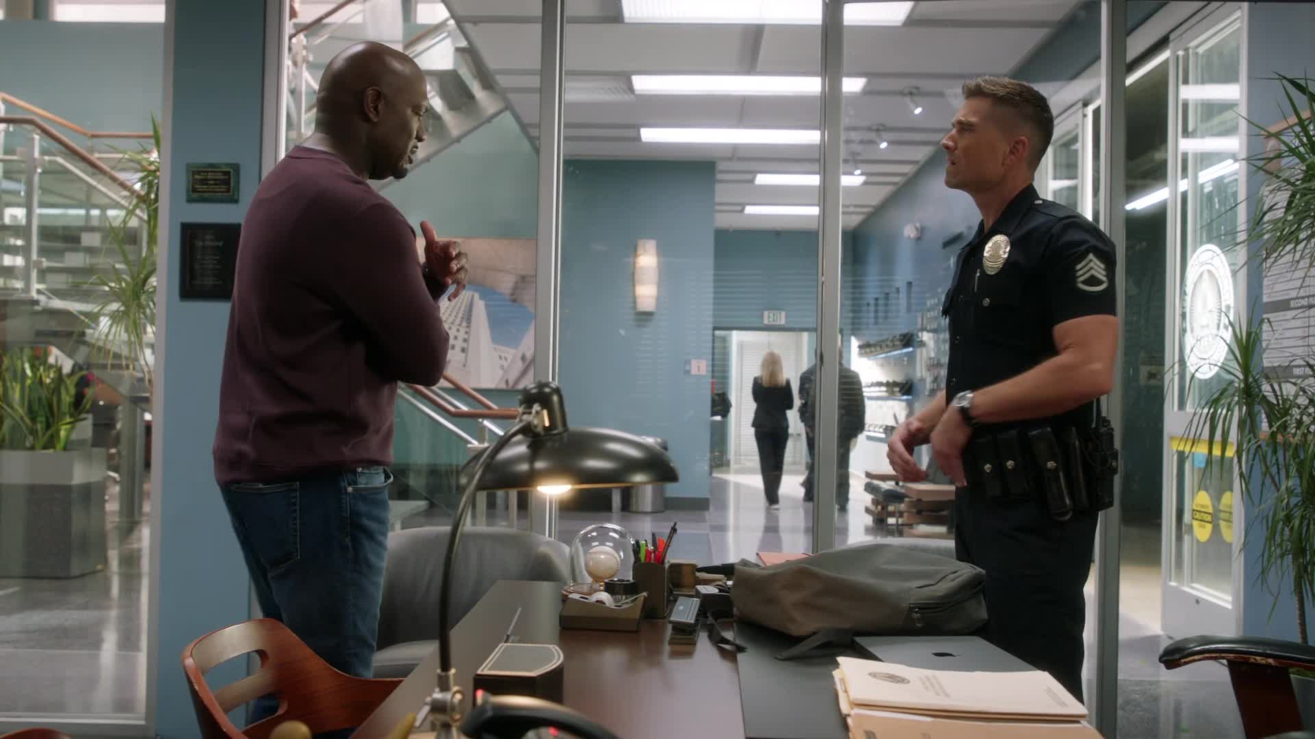 The Rookie S08E11 Aftermath 1080p H 265 (CZ tit) mkv