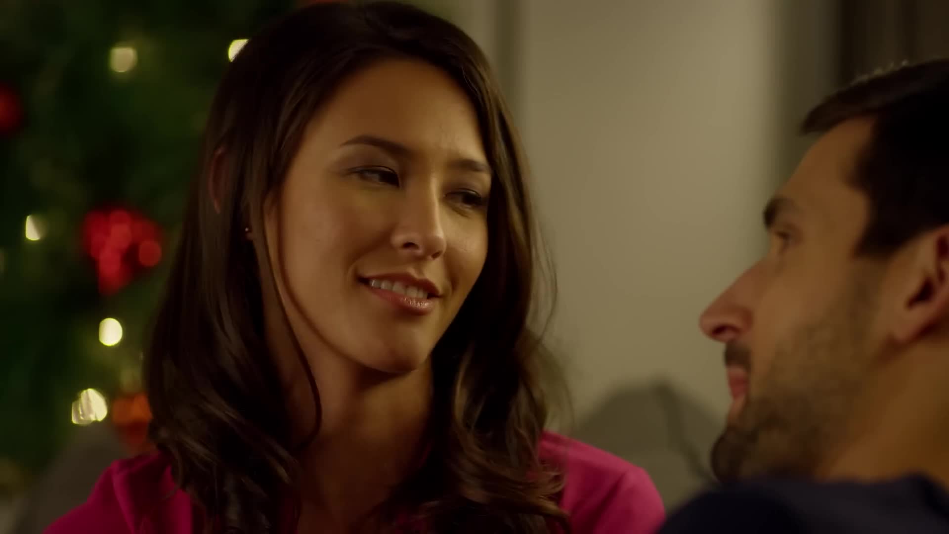Láska pod vrcholky hor (2018) romantický sestřih Shane (Scott Cavalheiro) a Clara (Kaitlyn Leeb).mp4