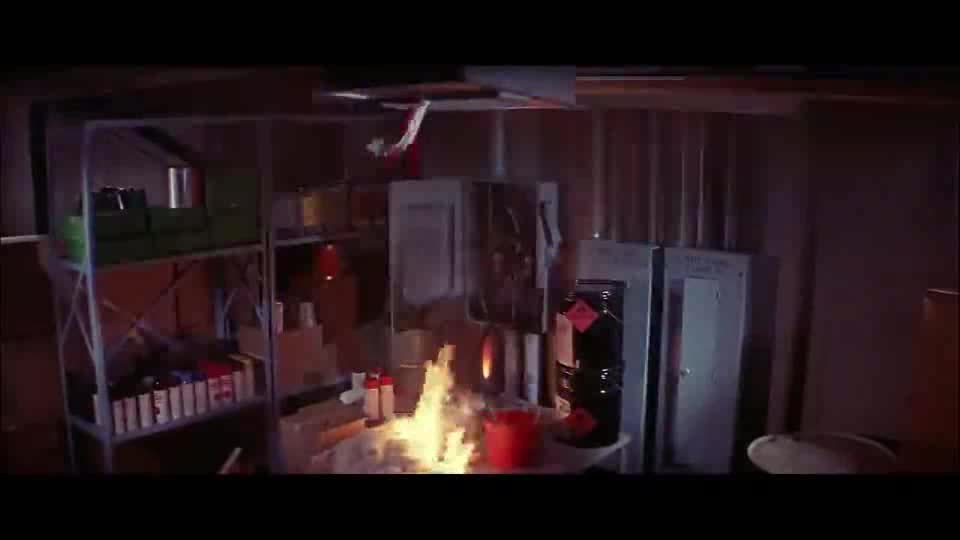 Skleněné peklo (Steve McQueen,Paul Newman,William Holden 1974 Thriller Drama Akční Katastrofický Dvdrip 1080p ) Cz dabing avi