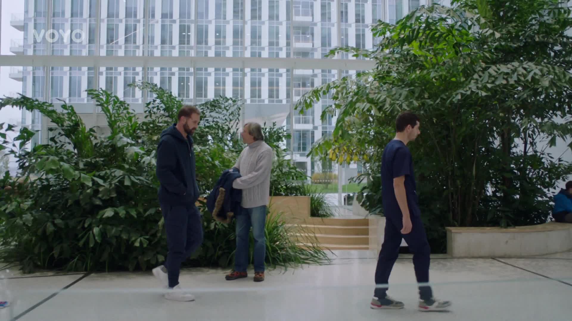 Chlap S01E01 1080p WEB DL DD2 0 x264 mkv
