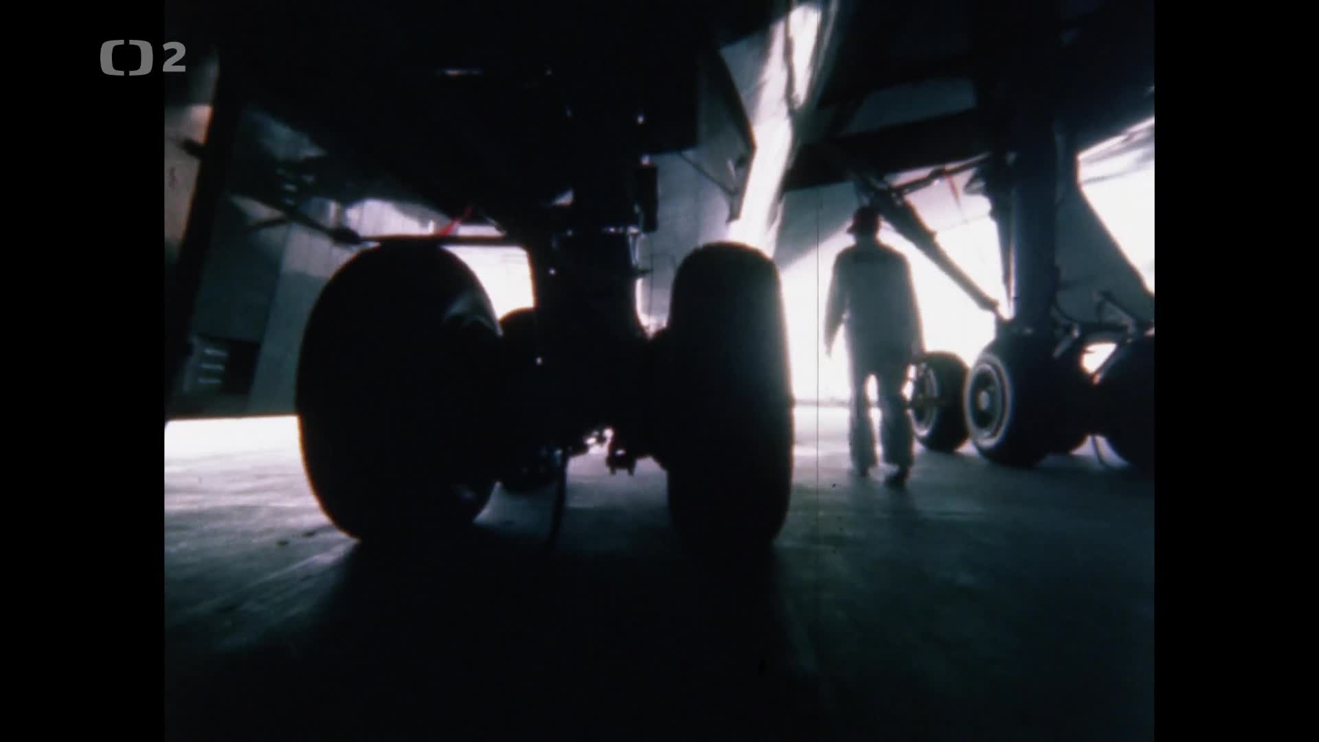 Posledni Jumbo [The Last 747 2023 Uk] (cz en 1080p) mkv