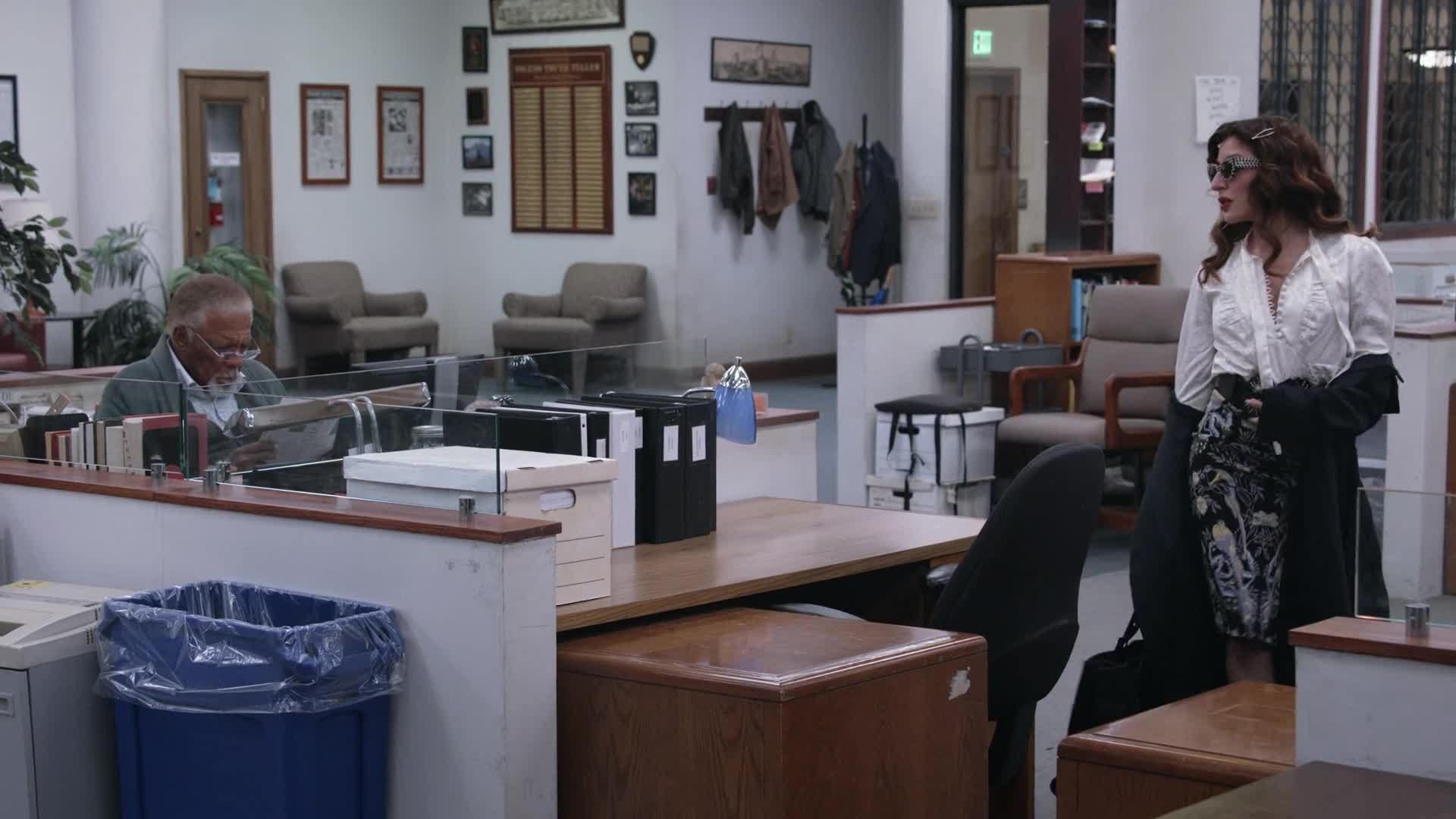 The Paper 2025 S01E09 [ENG1080p] mp4