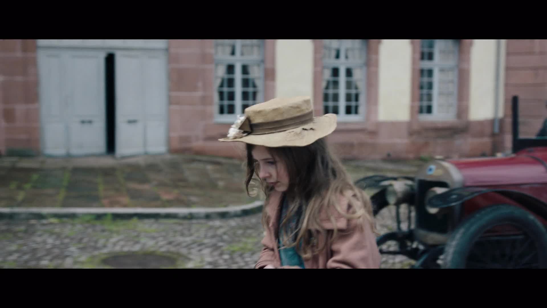 Bojovnice na druhou Ženy ve válce S01E01 (2022) historický válečný cztit mkv
