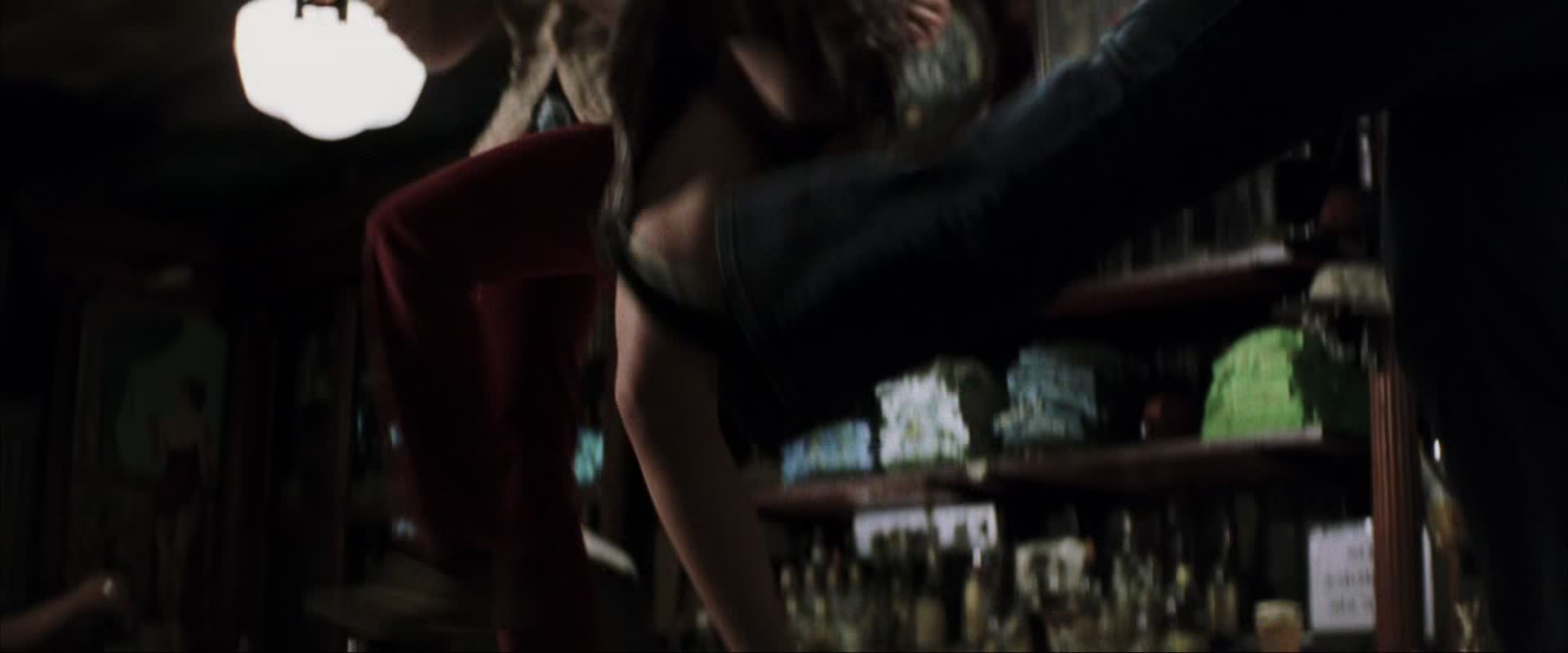 Tajemná řeka 2003 CZ dabing HD 1080p mkv