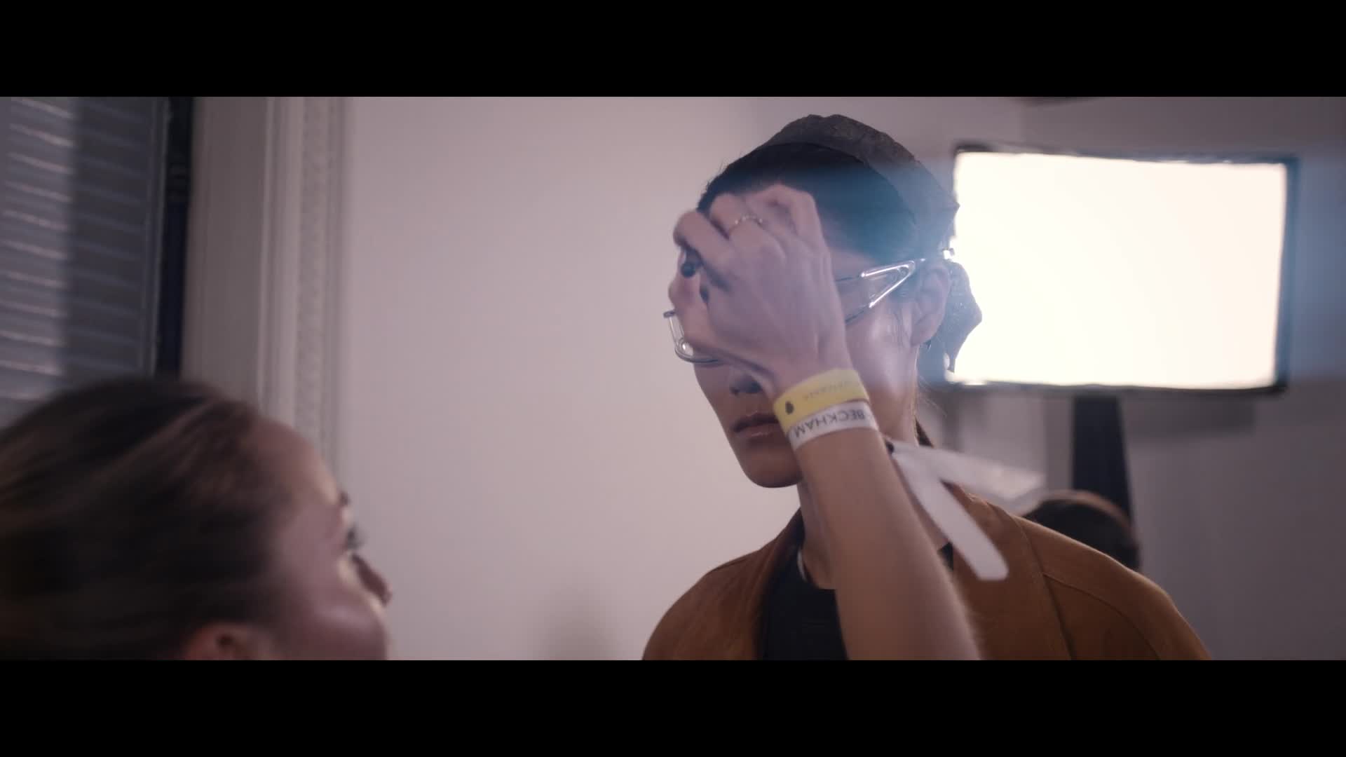 Victoria Beckham S01E03 {2025} dokumentární AAC 5 1 1080p CZ dabing mkv