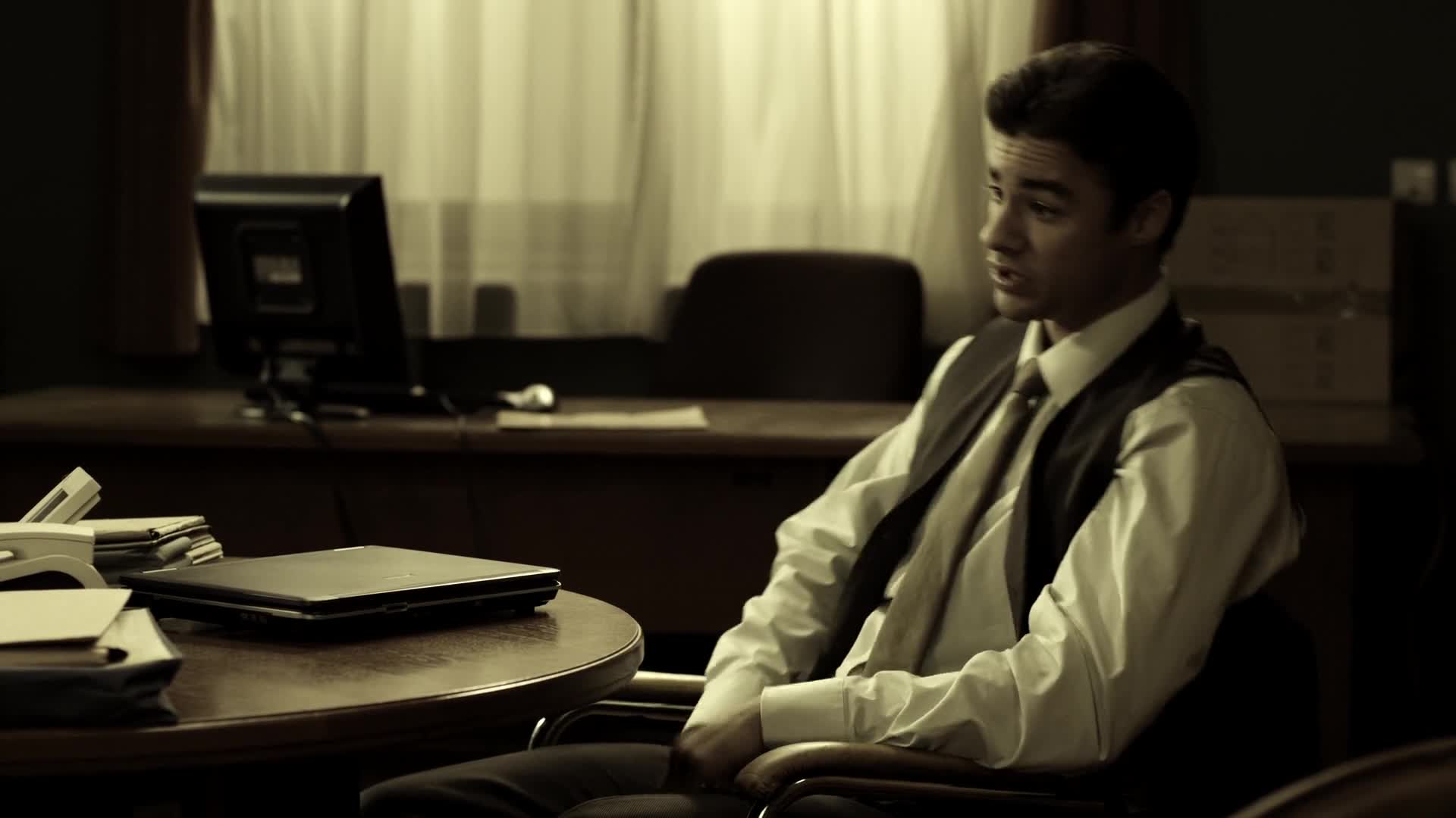 Elitní zabijáci (Jason Statham,Clive Owen,Robert De Niro 2011 Akční Krimi Thriller Drama 1080p ) en Cz+Sk dabing mkv