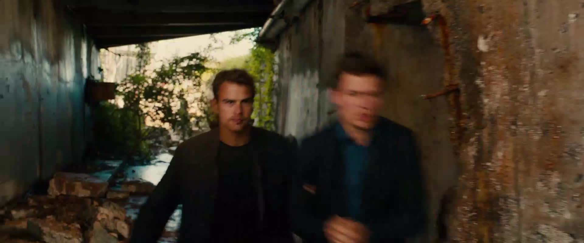 Divergence 3 Aliance (Shailene Woodley, Theo James, Naomi Watts 2016 Dobrodružný Romantický Sci Fi Akční Bdrip 1080p ) Cz dabing avi