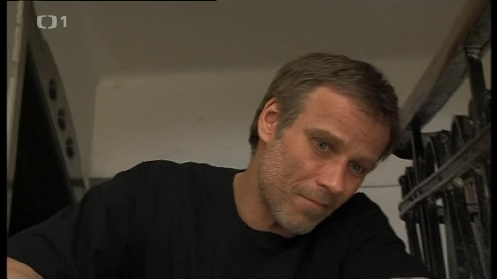 Proč bychom se netopili S01E10 10 2009 CZ dab 560p Poslední plavba mp4