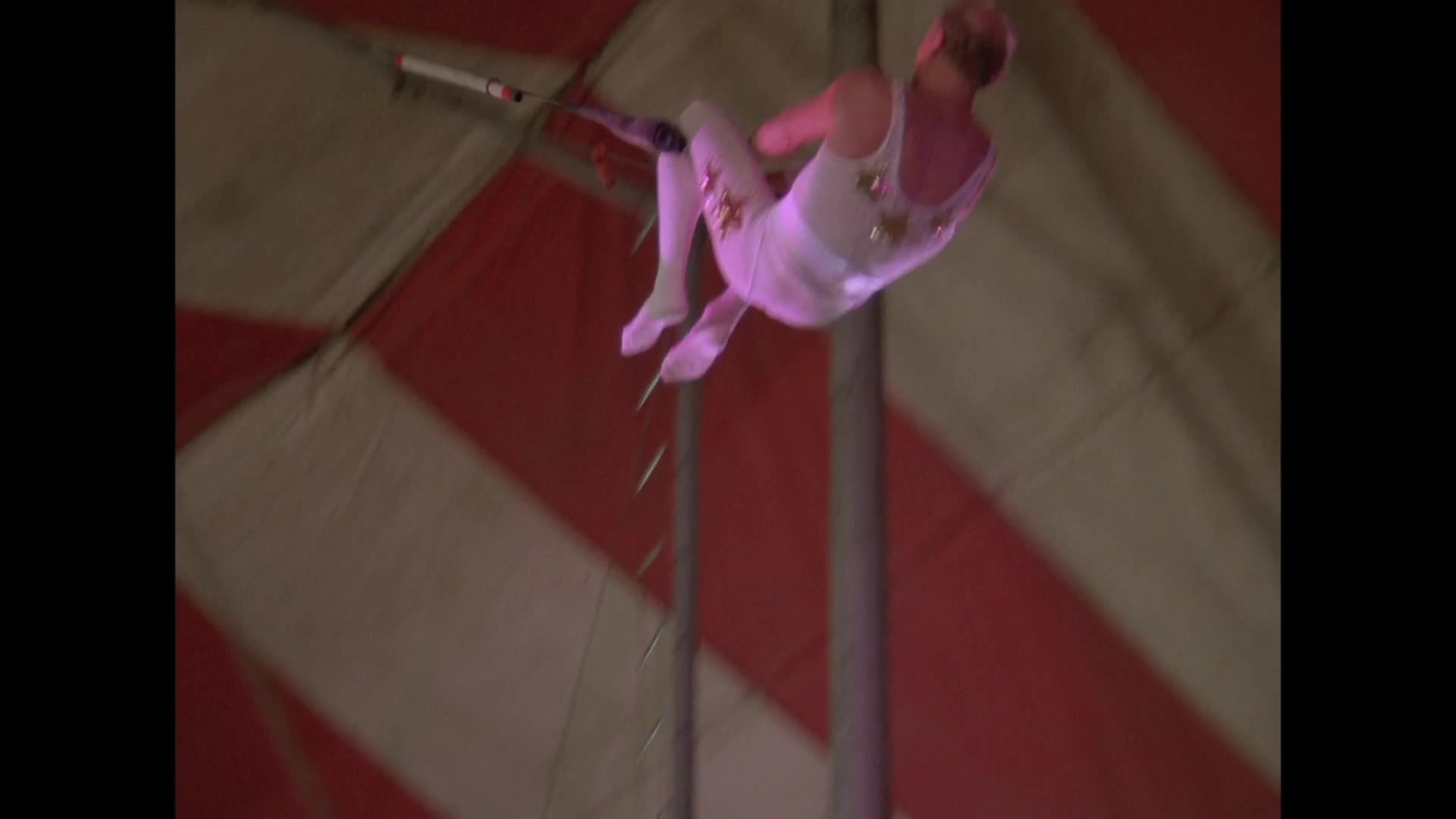 Knight Rider S03E22 22 1984 CZ dab 1080p Návštěva cirkusu mp4