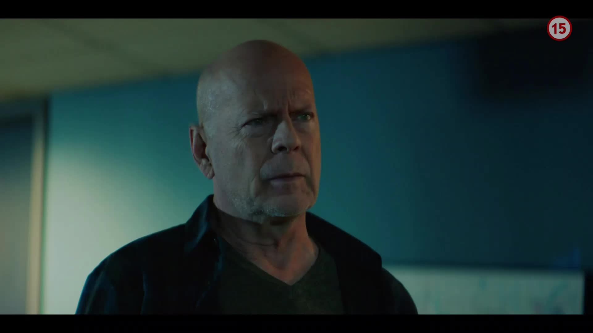 Sami proti přesile (Bruce Willis, Kevin Dillon, Oliver Trevena 2022 Akční Thriller Bdrip 1080p ) Sk dabing avi