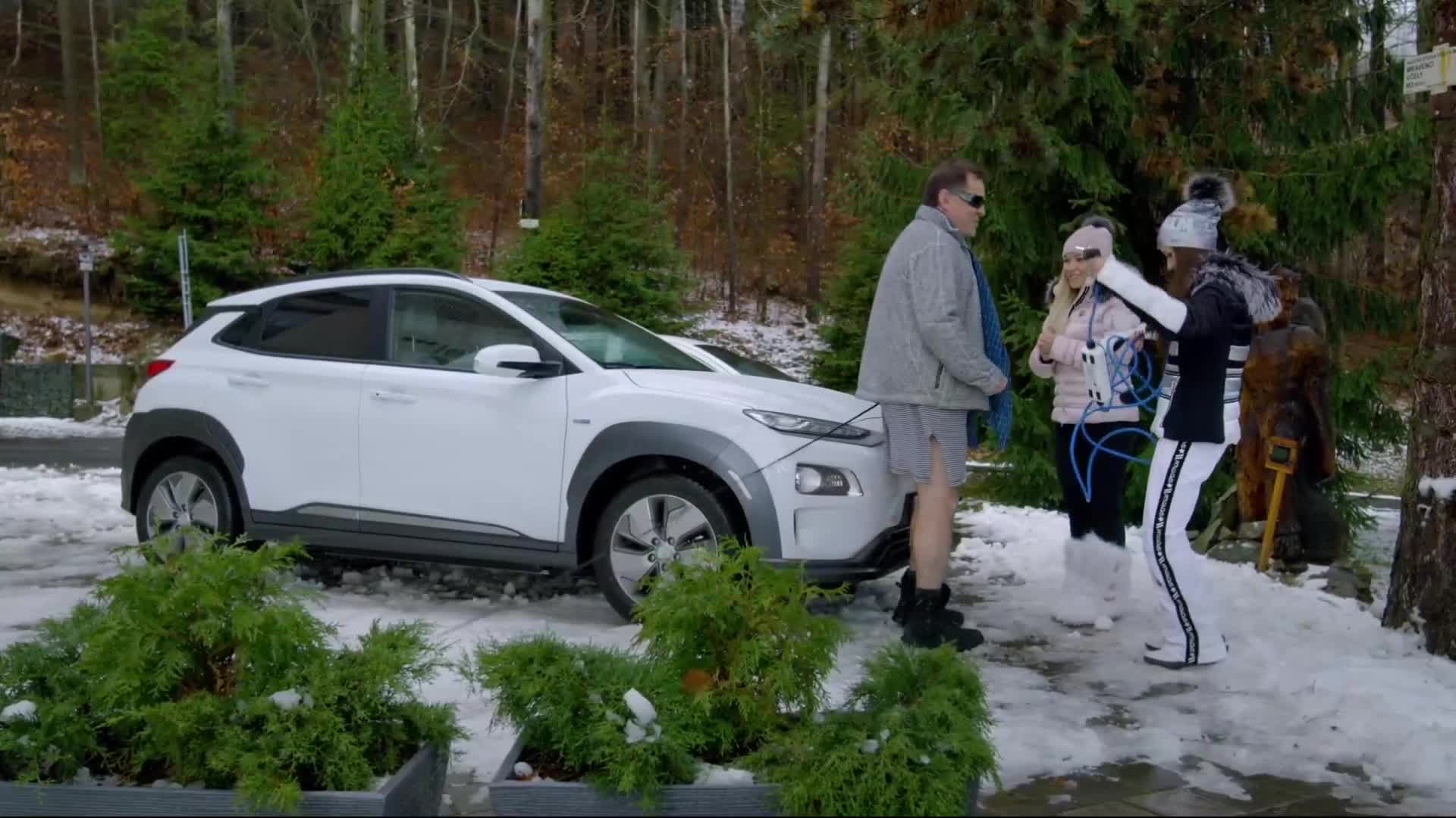 Román pro pokročilé {2019} komedie AAC 5 1 1080p mkv