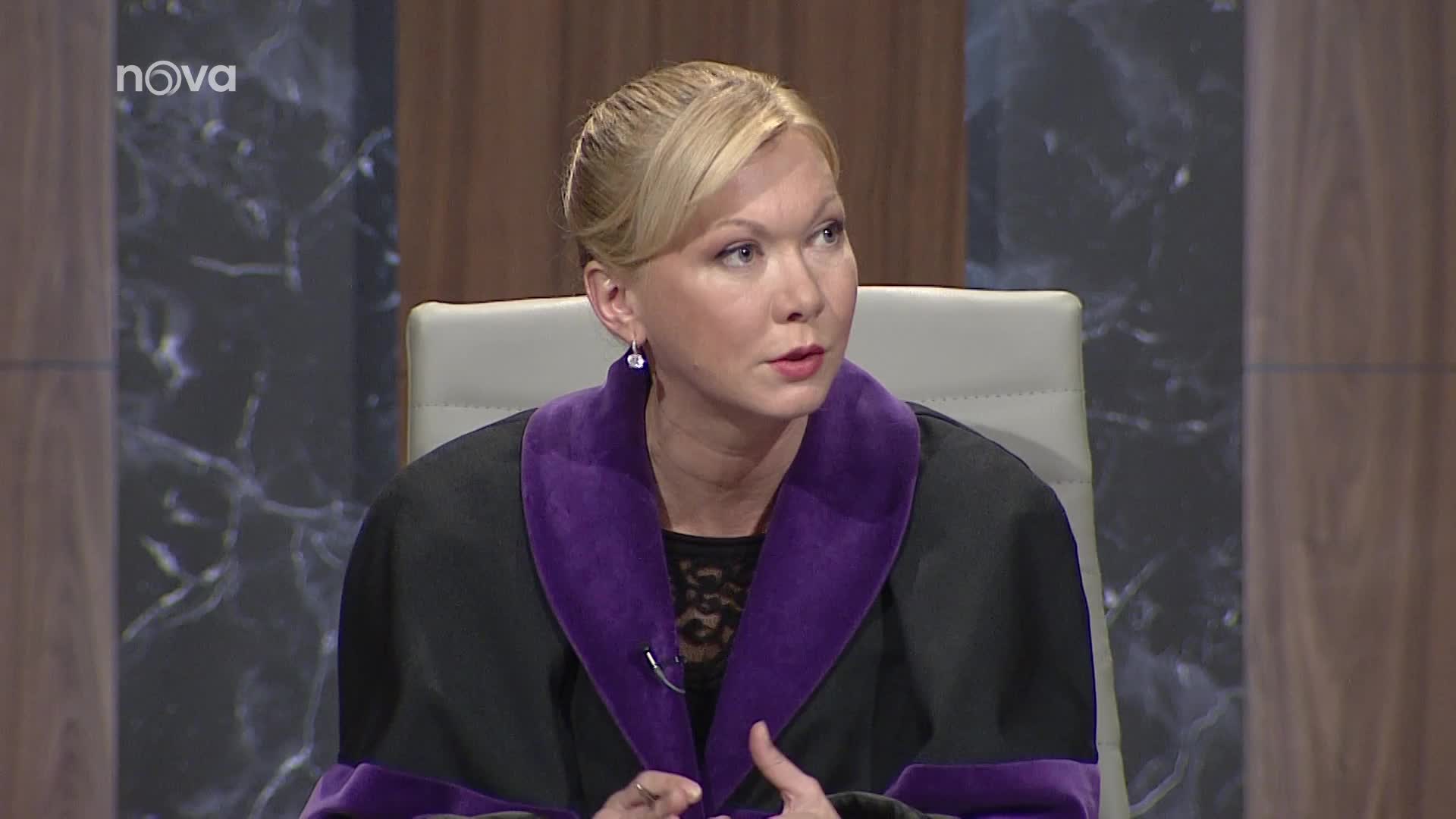 Soudy Kláry Slámové S01E23 63 2017 CZ dab 1080p Studna mp4