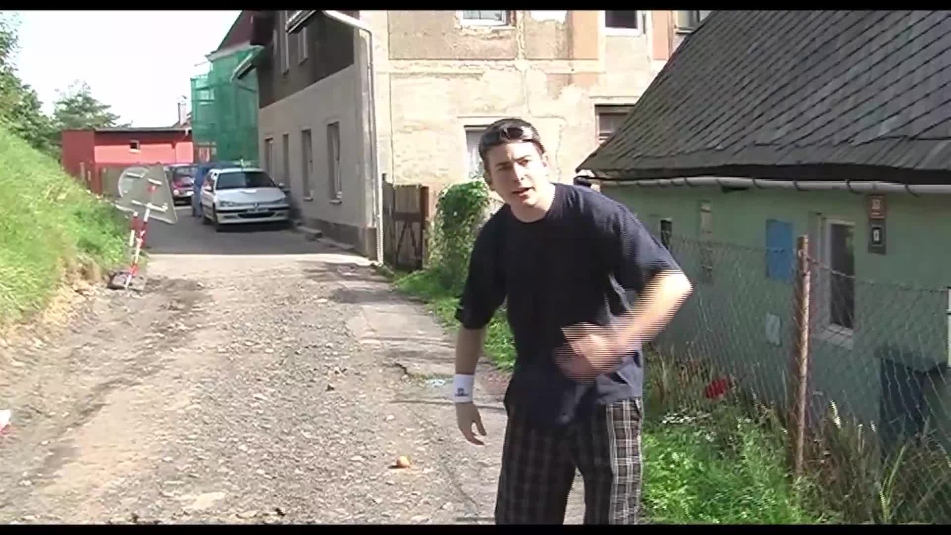 Vánoční pásmo Život není krásný 2024 CZ HD 1080p mkv