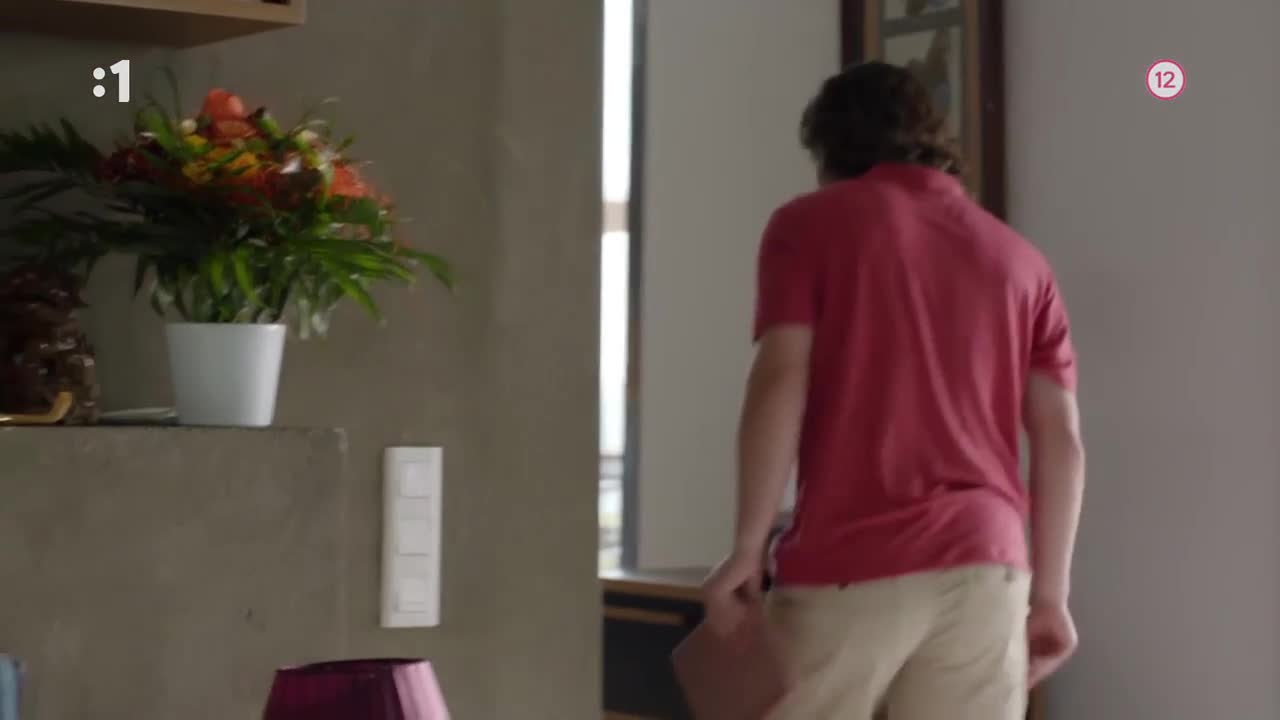 Policajtka Barbie S10E02 Zločin a pokánie SK DABING mp4