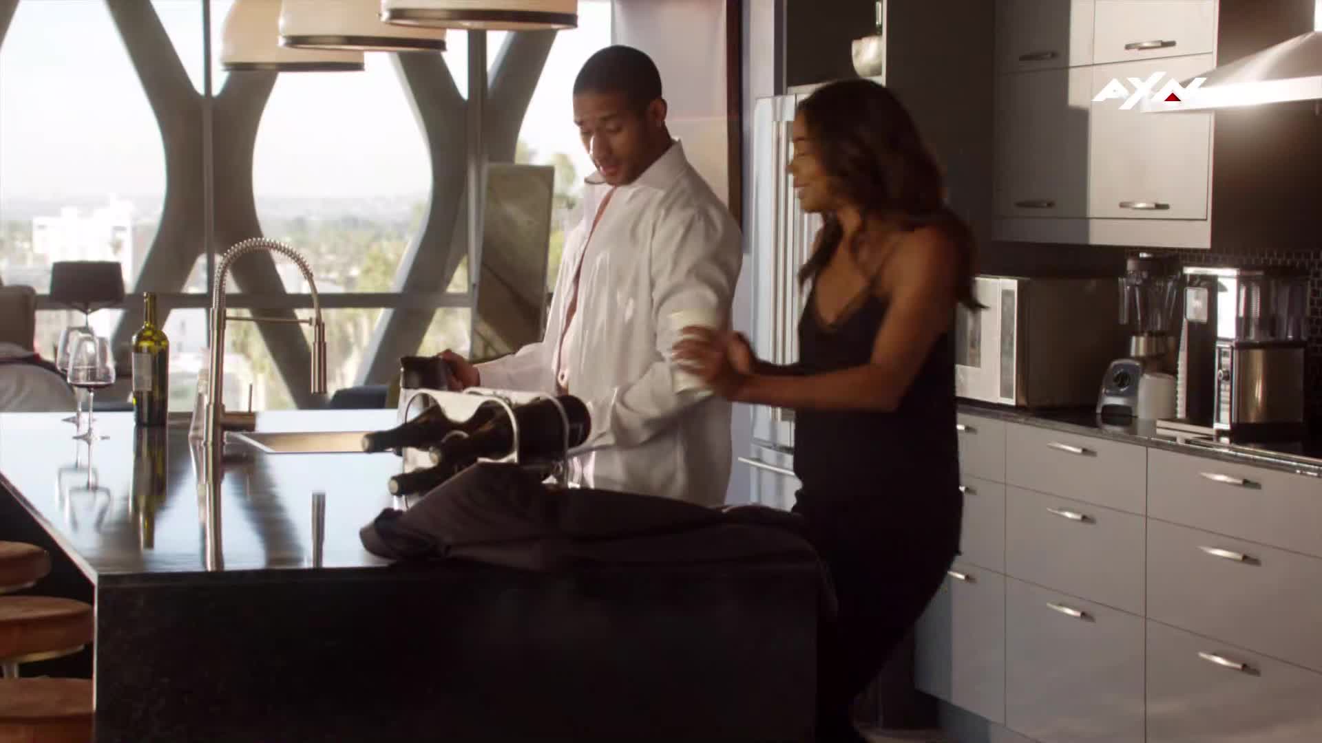 Policajtky z L A 01x01 Pilotní díl1080i H265 HDTV CZ mkv