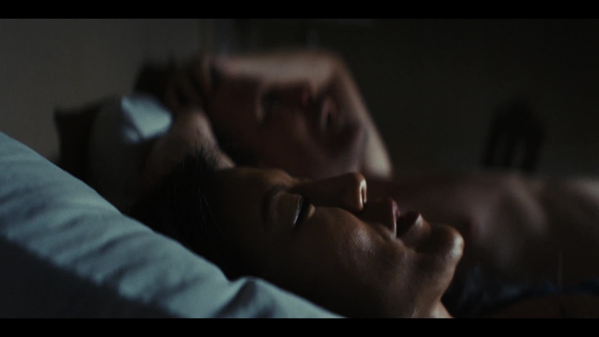 To monstrum ve mně S01E02 {2025} drama, mysteriózní AAC 5 1 1080p CZ dabing mkv