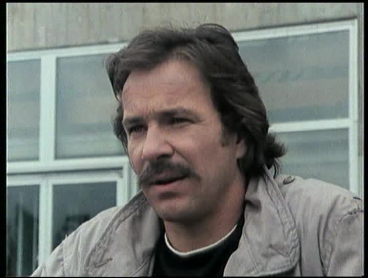 134 Místo činu Schimanski 1982 Neviditelný protivník cz dub avi