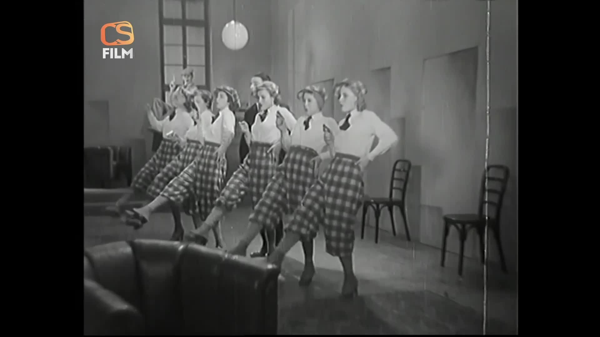 Děvčátko, neříkej ne! (1932) mkv